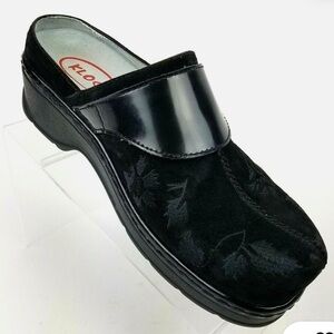 Klogs Austin Black Suede & Patent Leather Buckle Clogs, Size 8.5